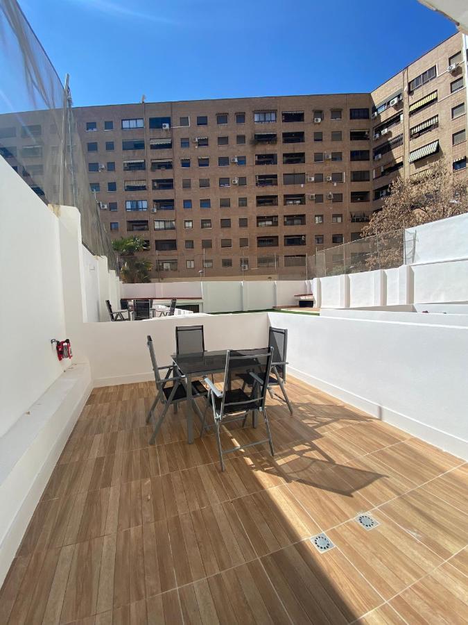 Travel Habitat Ave Sorolla Suites Valencia Bagian luar foto