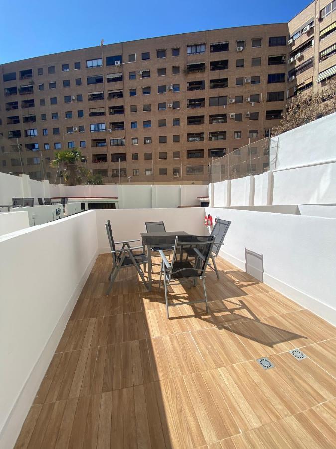 Travel Habitat Ave Sorolla Suites Valencia Bagian luar foto
