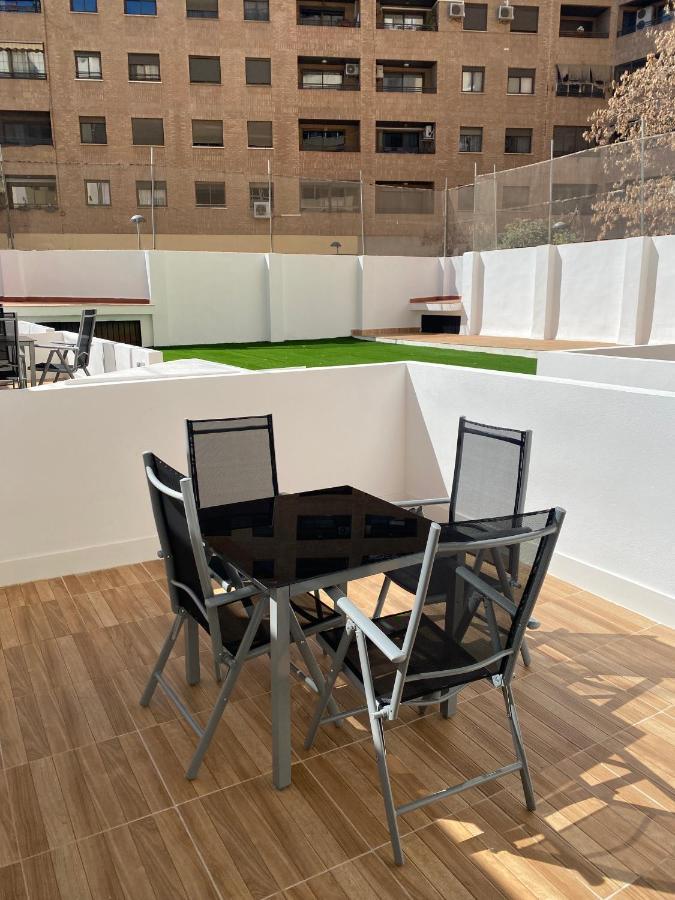 Travel Habitat Ave Sorolla Suites Valencia Bagian luar foto